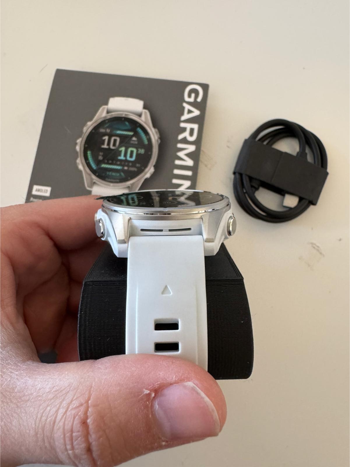 GARMIN_FENIX_8_43MM_AMOLED6