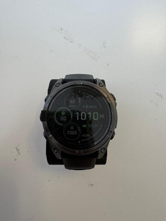 Garmin Fenix 8 47mm solar/safira preto