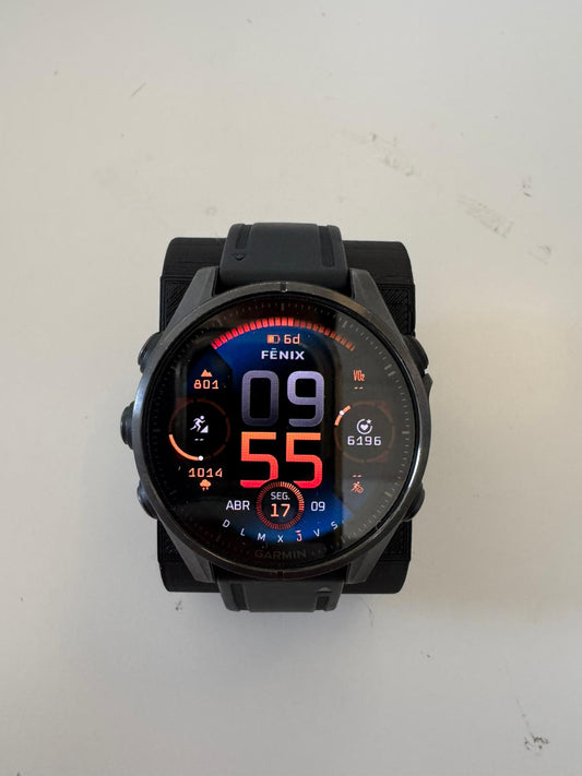 Garmin Fenix 8 43mm amoled / safira
