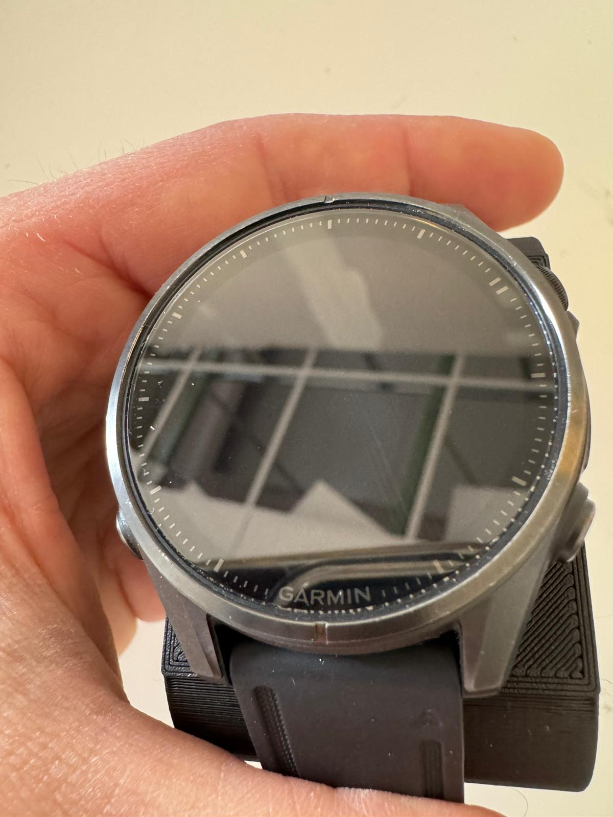 Garmin Fenix 8 43mm amoled / sapphire