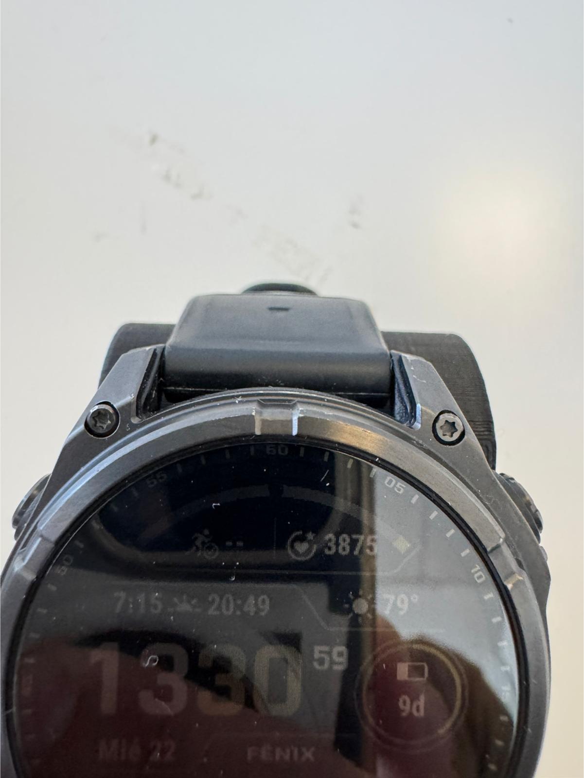 Garmin Fenix 8 47mm solar/safira preto