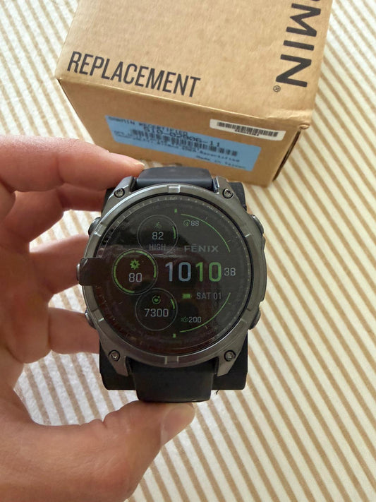 Garmin Fenix 8 47mm solar/safira preto