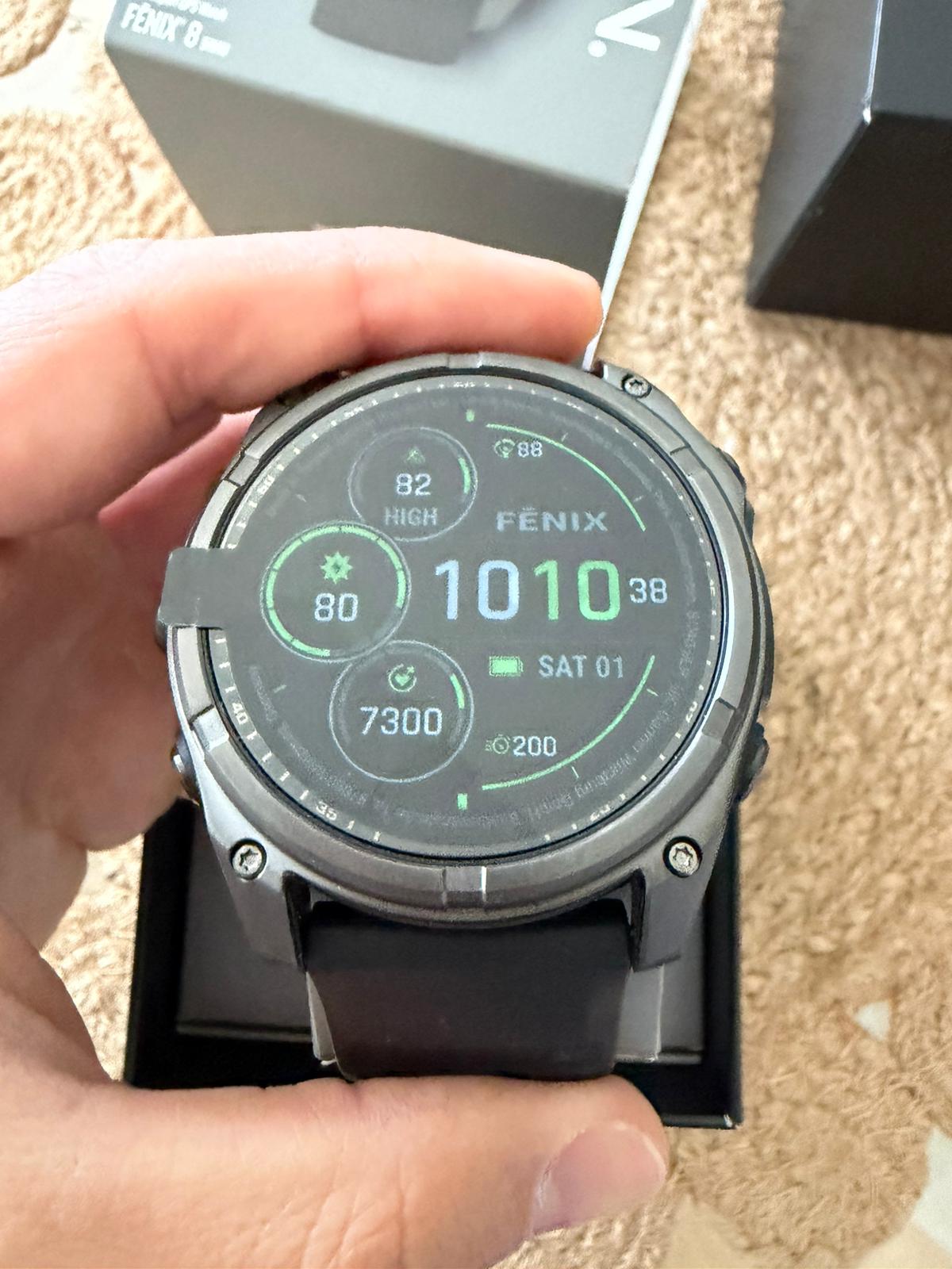 Garmin Fenix 8 51mm safira/solar preto